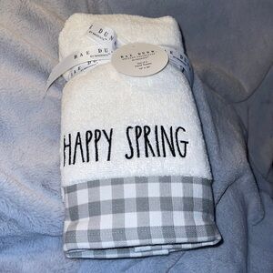 Set of Two Rae Dunn “HAPPY SPRING” Hand Towels